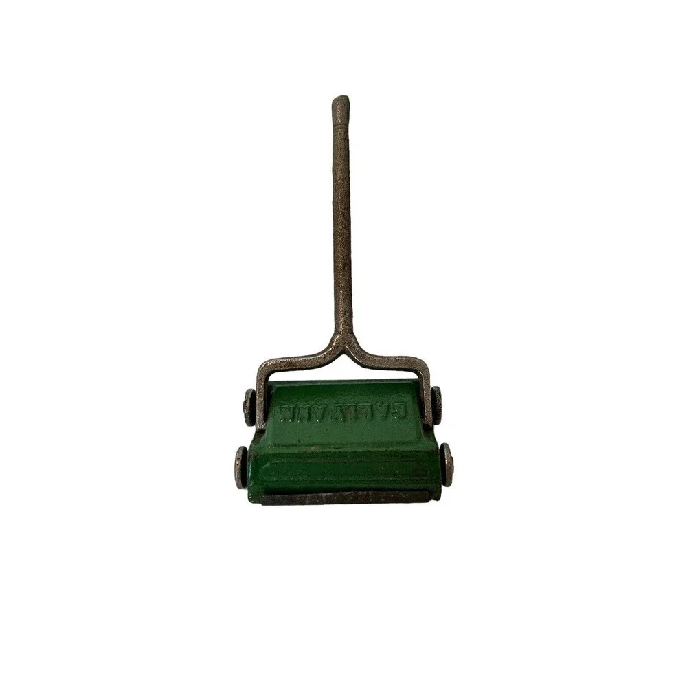 Vintage Miniature Kilgore SALLY ANN Cast Iron Sweeper 1930s Green Dollhouse